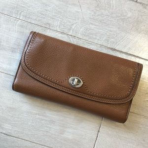 AUTHENTIC LEATHER COACH WALLET AND CHECK HOLDER